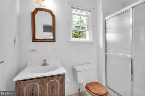 35 Euston Rd W, Marlton, NJ 08053 photo 23