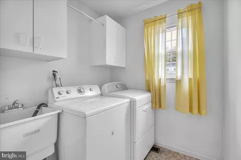 35 Euston Rd W, Marlton, NJ 08053 photo 16