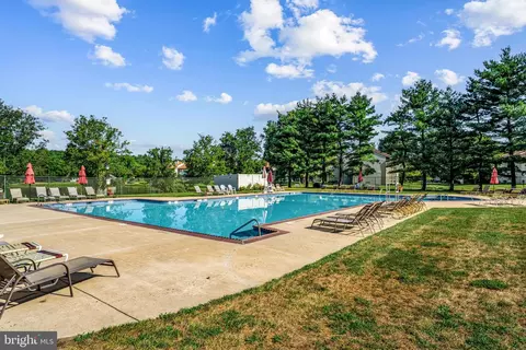 Exterior - 12 E B E Daisy Ln, Mount Laurel, NJ 08054 photo 4 of 5