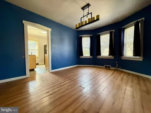 Living - 508 Sunset Ave, Maple Shade, NJ 08052 photo 3 of 4