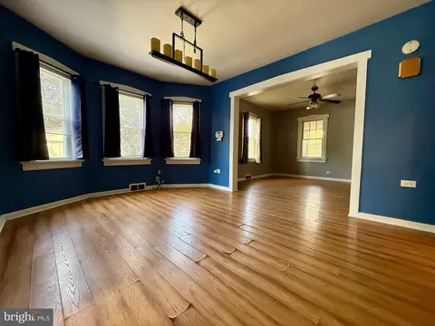 Living - 508 Sunset Ave, Maple Shade, NJ 08052 photo 4 of 4