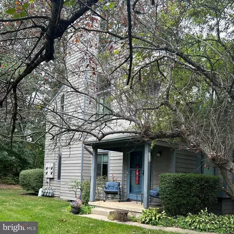 3807 A Chadbury Rd, Mount Laurel, NJ 08054