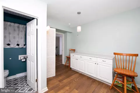Entry Way - 396 Holly Rd, Marlton, NJ 08053 photo 3 of 4