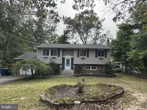 518 Louisiana Trl, Browns Mills, NJ 08015