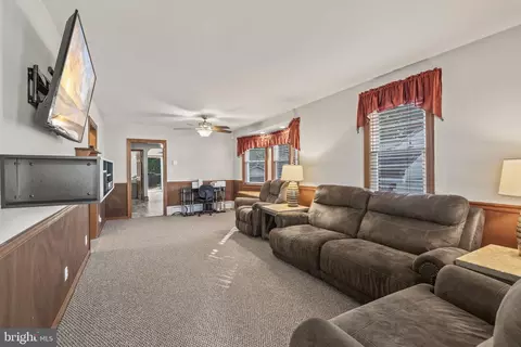 31 S Boulevard Ave, Maple Shade, NJ 08052 photo 7