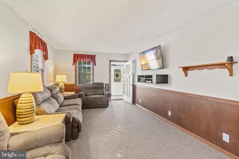 31 S Boulevard Ave, Maple Shade, NJ 08052 photo 8