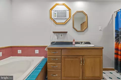 31 S Boulevard Ave, Maple Shade, NJ 08052 photo 24