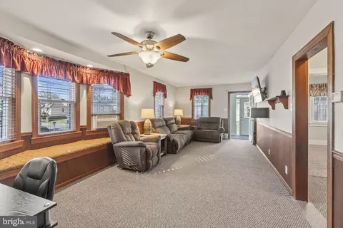 31 S Boulevard Ave, Maple Shade, NJ 08052 photo 10