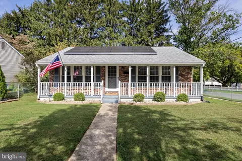 41 Orchard Ave, Maple Shade, NJ 08052