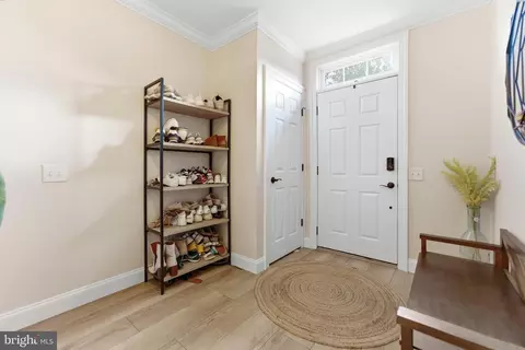 Entry Way - 1 Weatherly Rd, Delran, NJ 08075 photo 1 of 5
