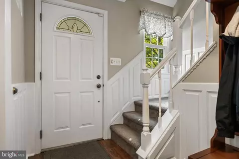 Entry Way - 17 Devonshire Dr, Westampton, NJ 08060 photo 1 of 4