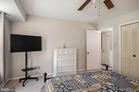Bedroom - 17 Devonshire Dr, Westampton, NJ 08060 photo 2 of 5