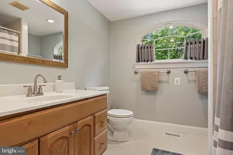 Bath - 17 Devonshire Dr, Westampton, NJ 08060 photo 2 of 2