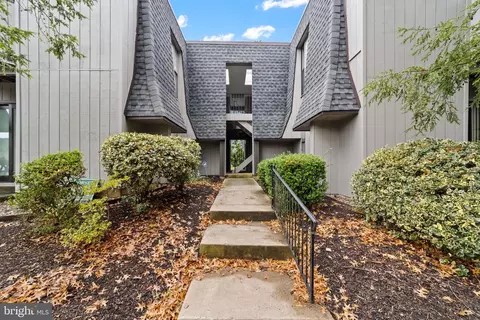 25 S Church Rd #036, Maple Shade, NJ 08052