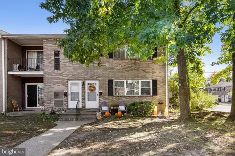 1294 Cooper St #E13, Edgewater Park, NJ 08010