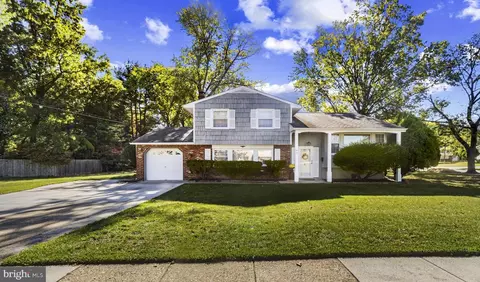 60 Notre Dame Dr, Delran, NJ 08075