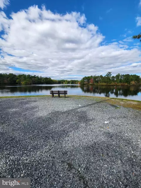 136 S Lakeshore Dr, Browns Mills, NJ 08015