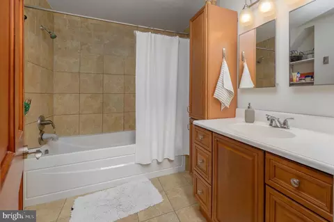 Bath - 145 New Rd, Tabernacle, NJ 08088 photo 2 of 2