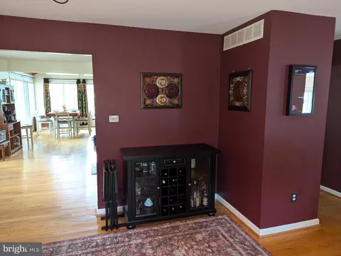 211 Park Ave, Evesham, NJ 08053 photo 15
