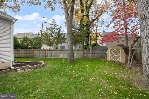 Exterior - 5 Hampton Ct, Mount Laurel, NJ 08054 photo 9 of 9