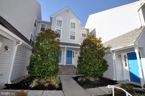108 Quail Rd, Marlton, NJ 08053