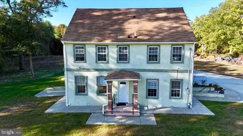 141 Arneys Mount Rd, Pemberton, NJ 08068