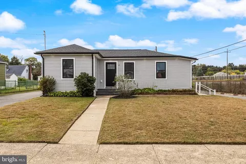 13 Baird Ave, Burlington, NJ 08016