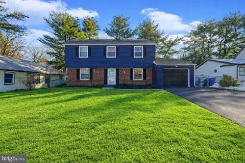 142 Pheasant Ln, Willingboro, NJ 08046
