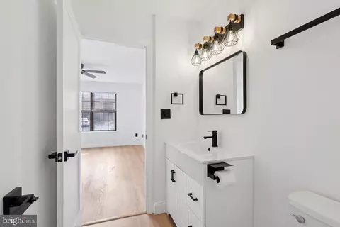 Entry Way - 7 A Sumac Ct, Mount Laurel, NJ 08054 photo 3 of 3