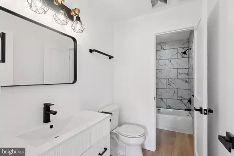 Bath - 7 A Sumac Ct, Mount Laurel, NJ 08054 photo 2 of 2