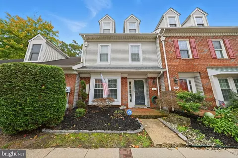805 Mount Vernon Ct, Marlton, NJ 08053