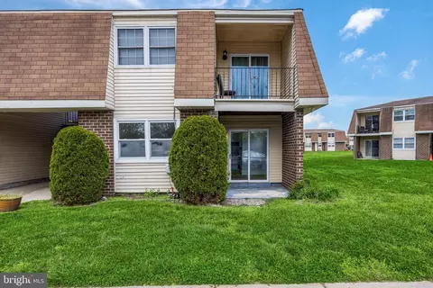 3 2 Florence Tollgate Pl, Florence, NJ 08518