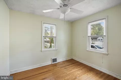 112 S Maple Ave, Maple Shade, NJ 08052 photo 14