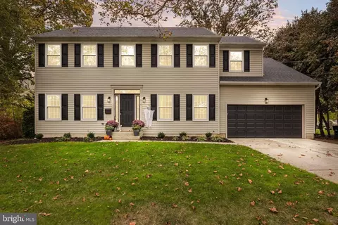 316 W 3rd St, Moorestown, NJ 08057