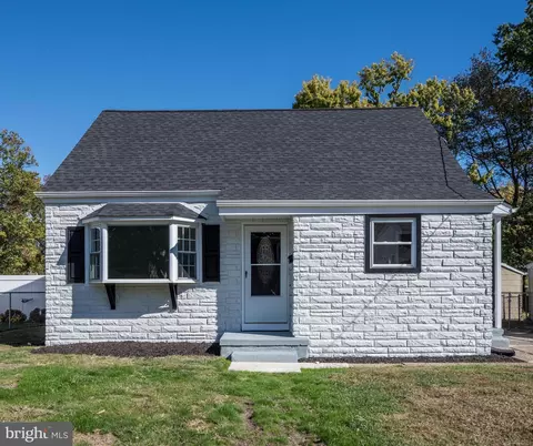 477 Buttonwood Ave, Maple Shade, NJ 08052