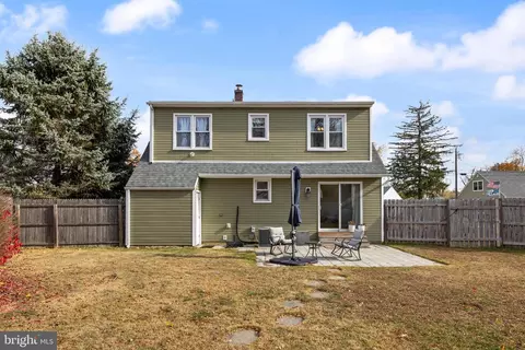 Exterior - 2 Gainor Ave, Maple Shade, NJ 08052 photo 5 of 5
