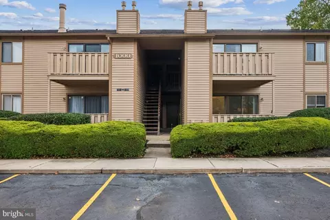 1001 Woodhollow Dr, Marlton, NJ 08053