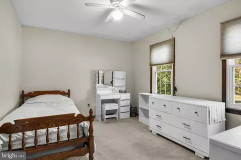 Bedroom - 1 Sawmill Rd, Tabernacle, NJ 08088 photo 2 of 5