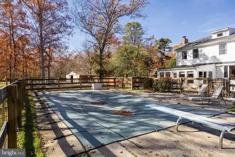 Exterior - 1 Sawmill Rd, Tabernacle, NJ 08088 photo 7 of 15