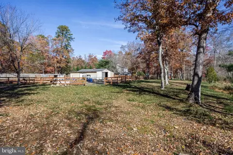 Exterior - 1 Sawmill Rd, Tabernacle, NJ 08088 photo 13 of 15