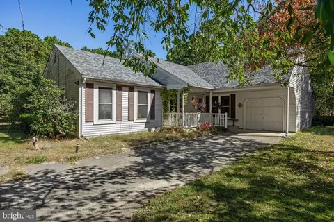 25 Panama Rd, Chatsworth, NJ 08019