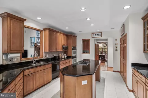 Kitchen - 73 Flyatt Rd, Shamong, NJ 08088 photo 3 of 5