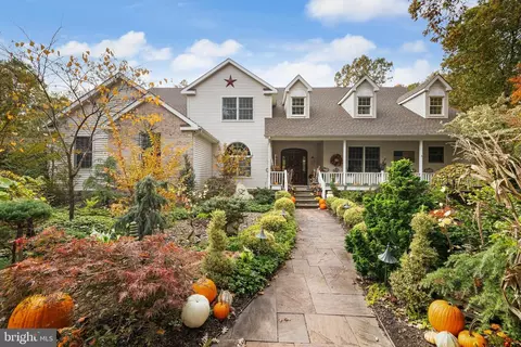 73 Flyatt Rd, Shamong, NJ 08088