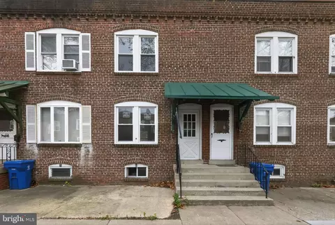 51 Amboy Ave, Roebling, NJ 08554
