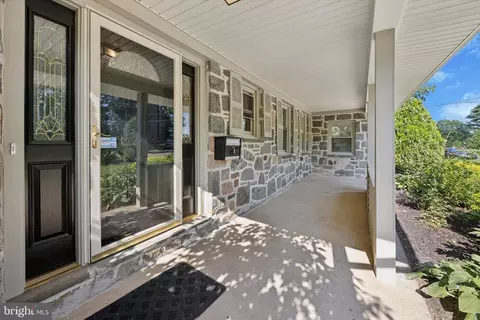 Exterior - 116 Wayne Dr, Cinnaminson, NJ 08077 photo 2 of 3