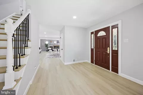 Entry Way - 116 Wayne Dr, Cinnaminson, NJ 08077 photo 1 of 1