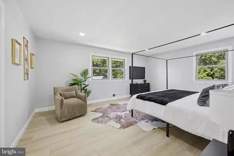 Bedroom - 116 Wayne Dr, Cinnaminson, NJ 08077 photo 1 of 4