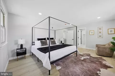 Bedroom - 116 Wayne Dr, Cinnaminson, NJ 08077 photo 2 of 4