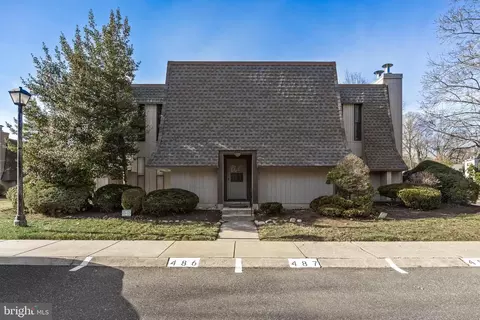 25 S Church Rd #129, Maple Shade, NJ 08052