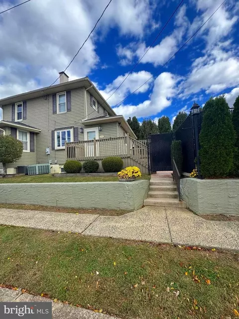 702 E Main St, Maple Shade, NJ 08052 photo 25